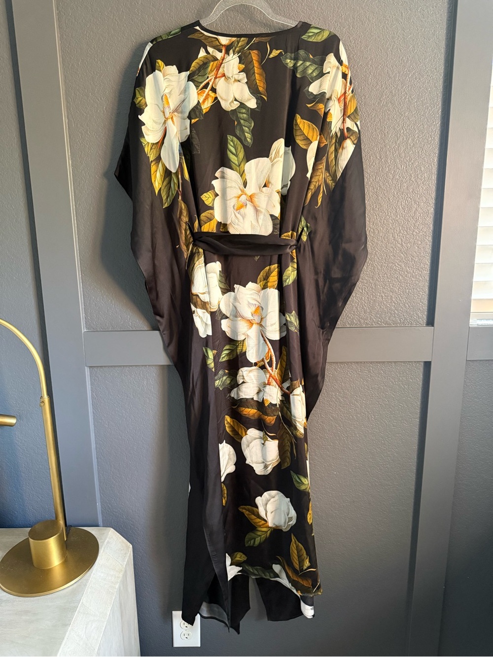 NICOBLU • CAMELLIA BELTED SILK KAFTAN dress - medium navy floral vacation luxe - Picture 14 of 14